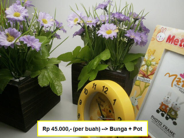 POT BUNGA PLASTIK KECIL