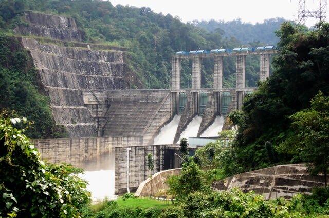 MARI MENGENAL DANAU DI BUMI KITA