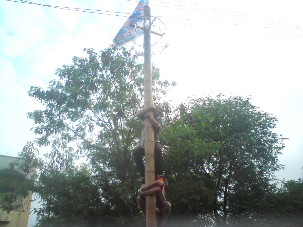 &#91;Cerita 17-an&#93; DIRGAHAYU RI Ke - 68 (Semarak Hari Kemerdekaan)