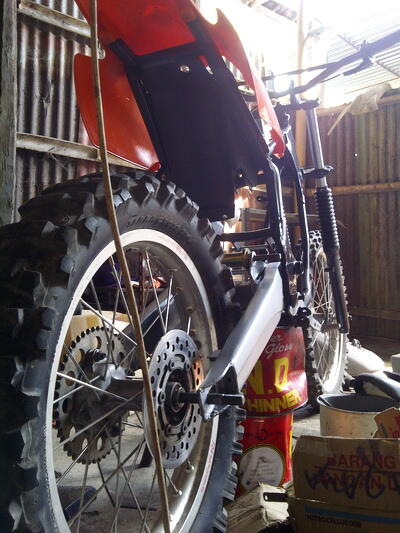 CUSTOM TRAIL mohon petunjuk