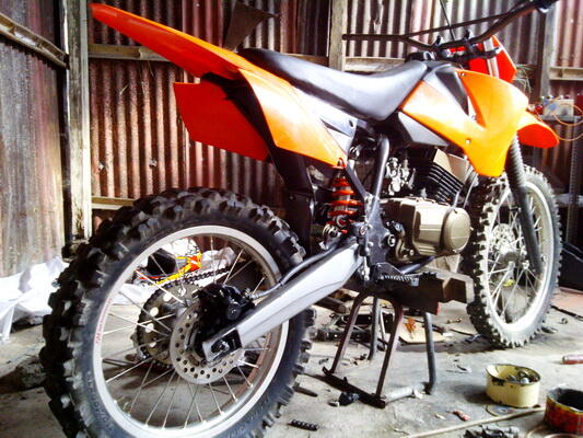 CUSTOM TRAIL mohon petunjuk