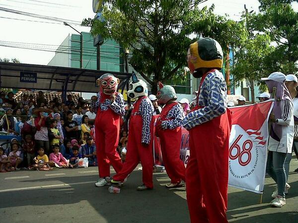 &#91;PIC&#93; Serunya festival di kota ane #jeparakarnaval2013