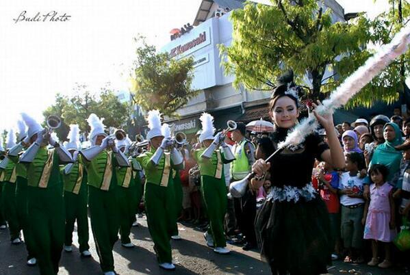 &#91;PIC&#93; Serunya festival di kota ane #jeparakarnaval2013