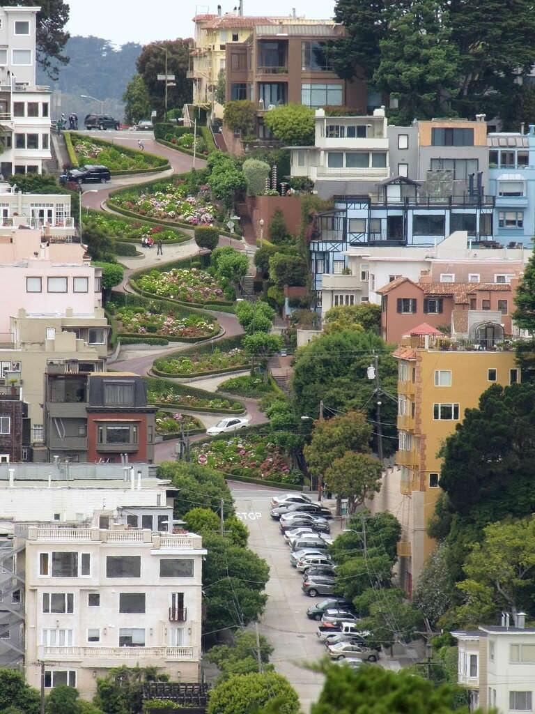 Lombard Street, Jalanan Paling Berliku di Amerika Serikat