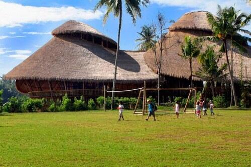  &quot;Green School&quot;, Sekolah Yang Terbuat Dari Bambu Di Bali