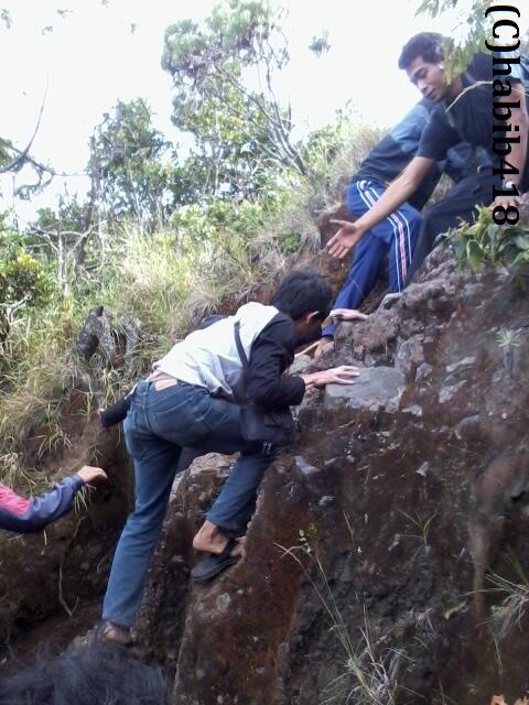 Upacara 17an di puncak tertinggi di jawabarat (ciremai) MERDEKA!!!