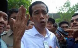 Jokowi Merasa Mirip Dude Herlino