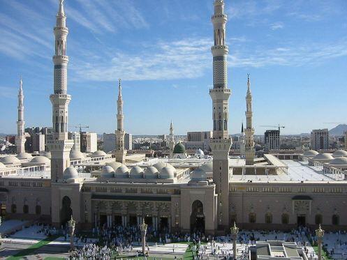 Perluasan Masjid Nabawi (dapat tampung hingga 1,6 juta jama'ah)