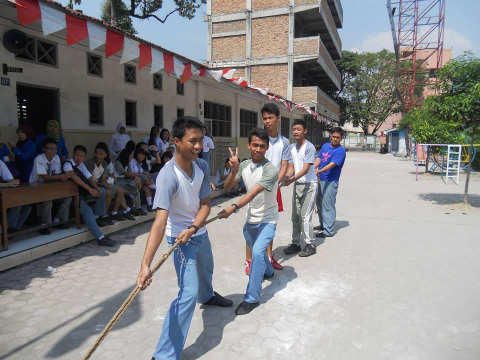 &#91;Cerita 17-an&#93; DIRGAHAYU RI Ke - 68 (Semarak Hari Kemerdekaan)