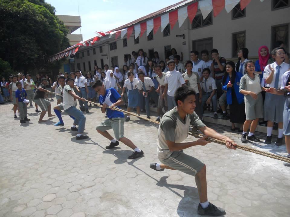 &#91;Cerita 17-an&#93; DIRGAHAYU RI Ke - 68 (Semarak Hari Kemerdekaan)