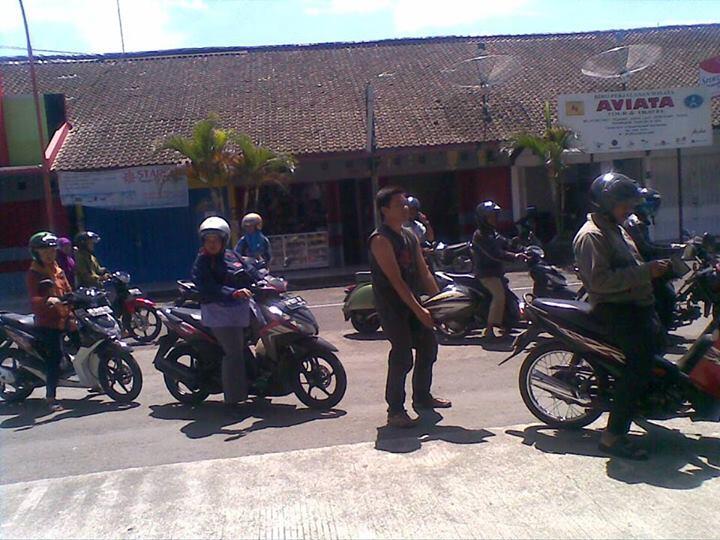 ALTERNATIF JITU DARI MASYARAKAT DESA BISA ATASI BBM NAIK