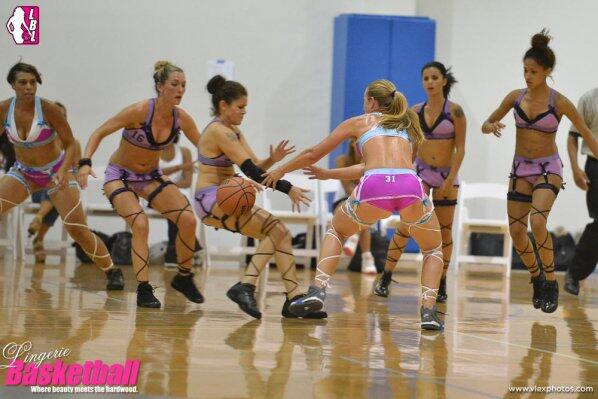 When Beauty meets the Hardwood &#91;BB++&#93;