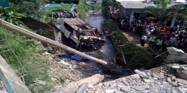 Ini Kronologi Kecelakaan Bus Giri Indah di Cisarua 