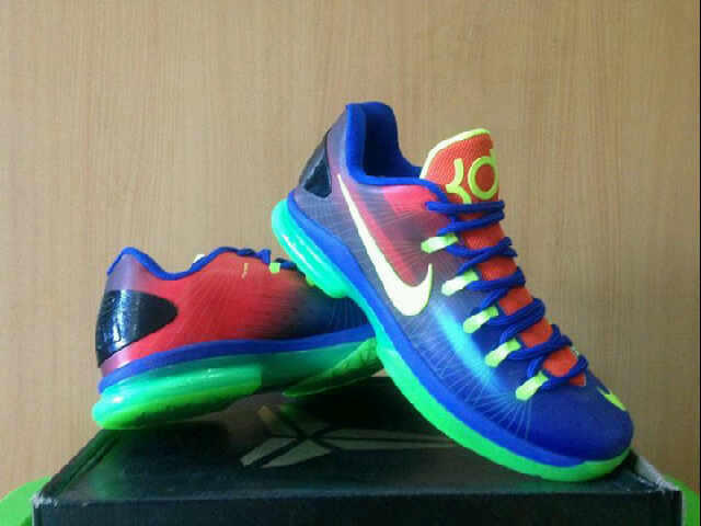 SEPATU NIKE, ADIDAS REPLIKA DAN ORI 100%