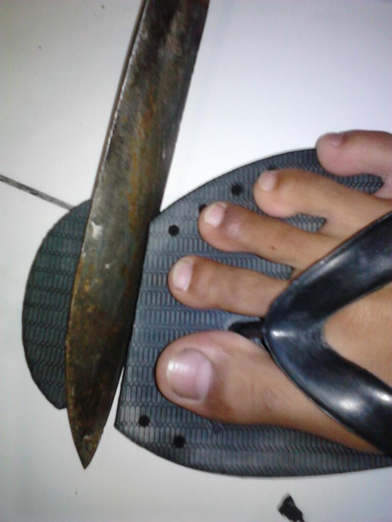 Sandal Biasa Jadi Keren-sandal jepit modif gampang murah