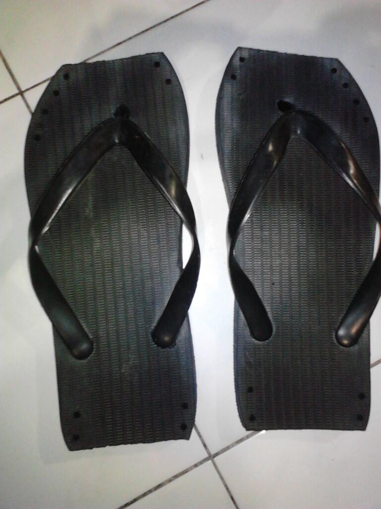 Sandal Biasa Jadi Keren-sandal jepit modif gampang murah