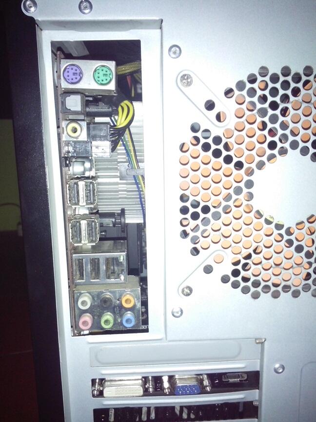 &#91;ASK&#93; Pelindung Buat Casing CPU belakang (Untuk Colokan Port Mouse, USB Port Mobo)