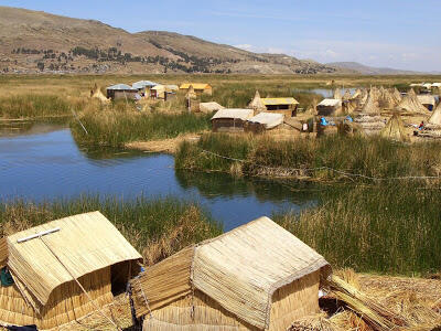 Desa Terapung Danau Titicaca