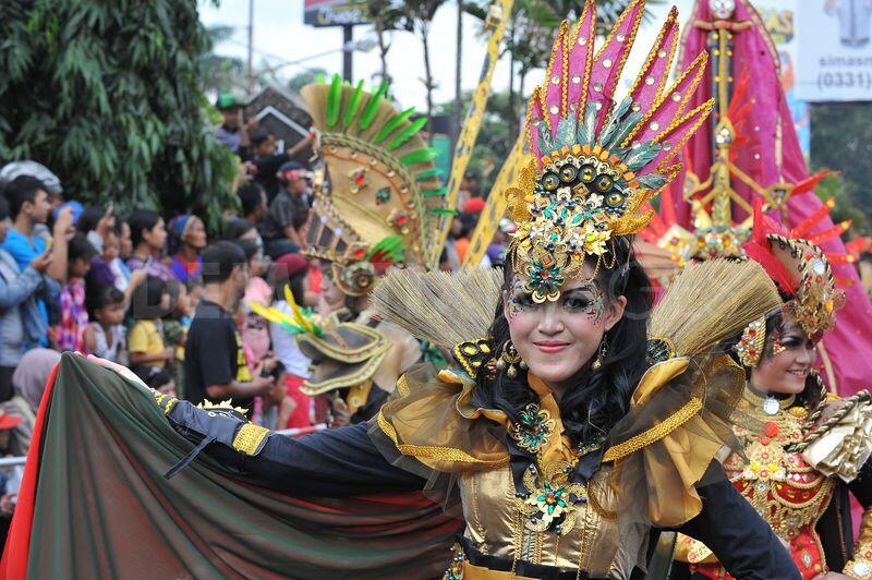 Acara Jember Fashion Carnaval