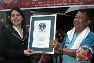 Guinness Book of Record Dipecahkan di Kota Padang