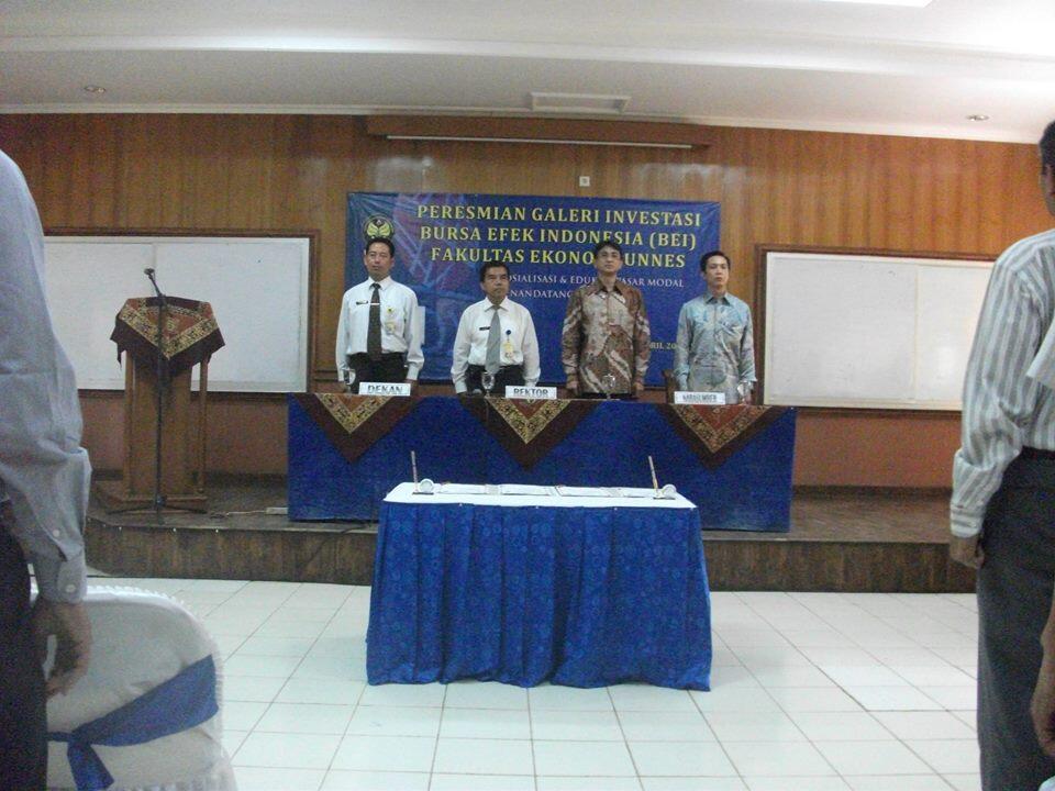 PHINTRACO SECURITIES ( AT ) Deposit hanya 100.0000