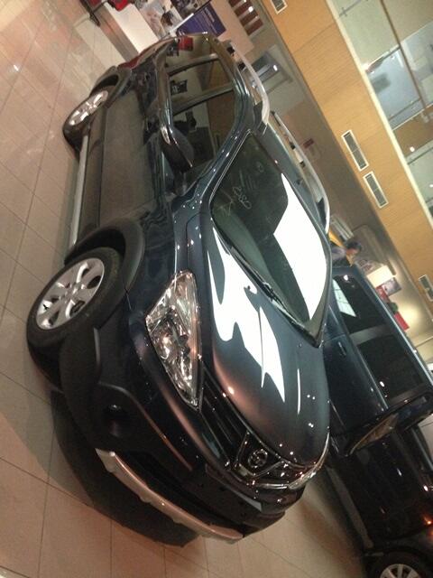 Ready Stock Nissan Grand Livina,dan Nissan March