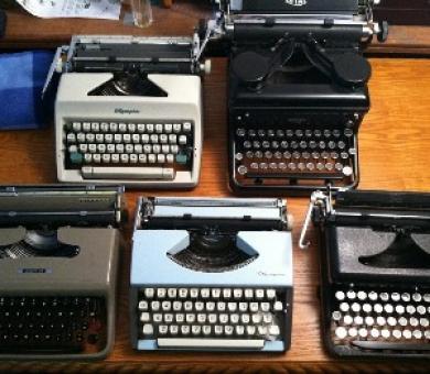 Ayo Agan-Aganwati,,Masih Adakah Yang Pakai Ini?