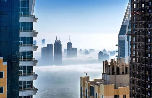 Inilah Pemandangan Dubai Yang Menakjubkan Diambil Dari Atas Awan