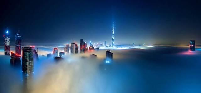 Inilah Pemandangan Dubai Yang Menakjubkan Diambil Dari Atas Awan