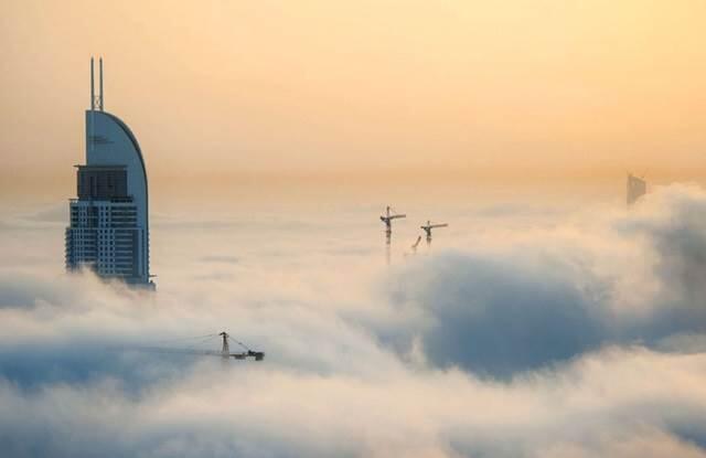 Inilah Pemandangan Dubai Yang Menakjubkan Diambil Dari Atas Awan