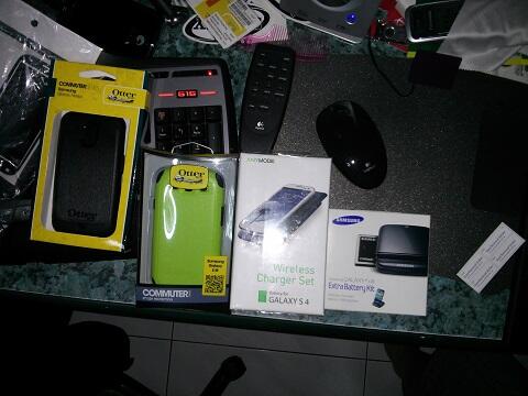 Wireless Charger S4 Any Mode + Otter Box S3 & Galaxy Nexus + Extra Battery Kit S3