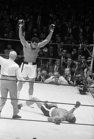 Fakta Sejarah Petinju Legendaris Muhammad Ali 