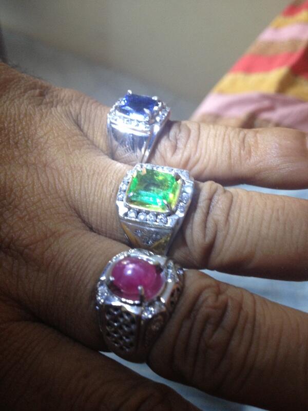Batu cincin (blue saphire,red ruby,zambrut colombia)