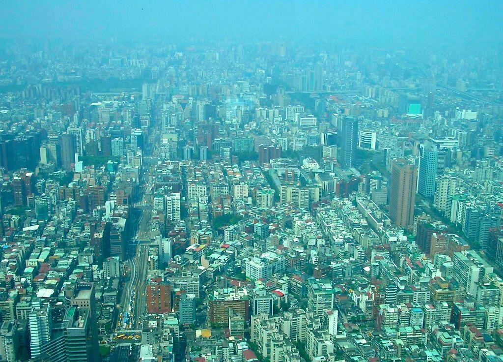 Pemandangan Menakjubkan Dari Atas Tower Tertinggi di Berbagai Belahan Dunia