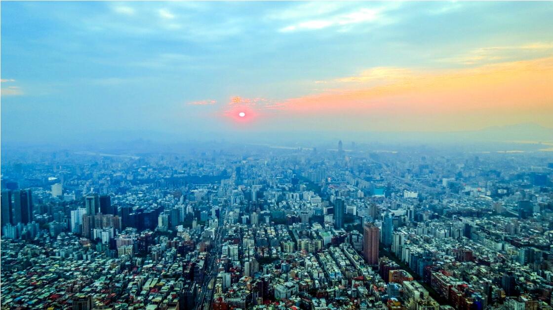 Pemandangan Menakjubkan Dari Atas Tower Tertinggi di Berbagai Belahan Dunia