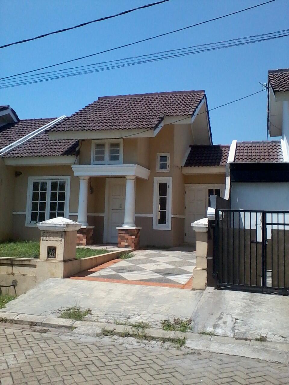 Terjual over kredit murah/jual rumah cluster estate 