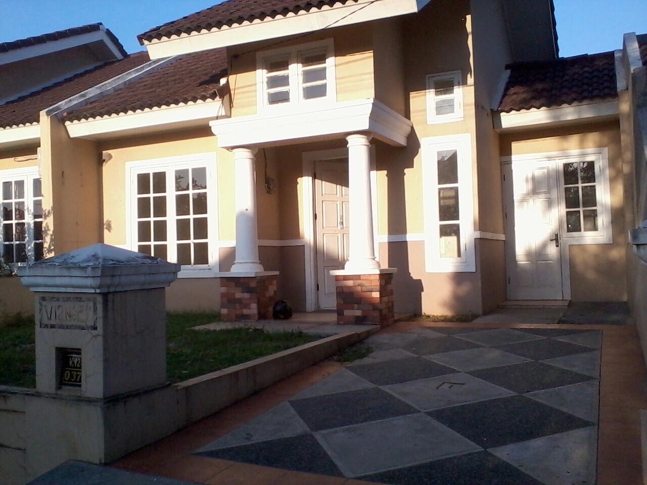 Terjual over kredit murah/jual rumah cluster estate 