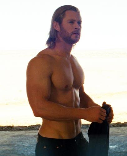 10 aktor hollywood bertubuh paling fit tahun ini