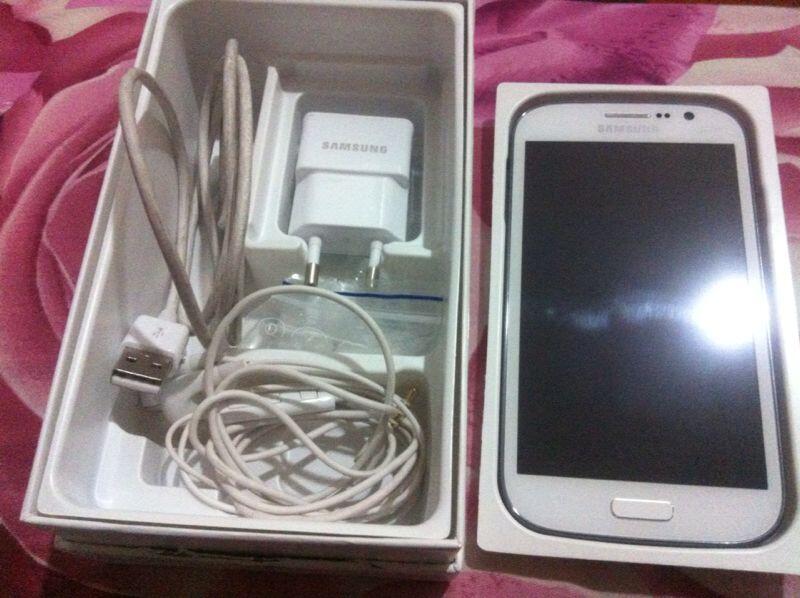 Samsung Galaxy Grand Duos T-I9082 (WHITE) Garansi Panjaaaangggg!