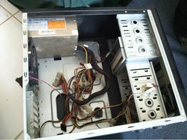 WTS Casing Simbadda C2771 & PSU CODEGEN 480 watt ATX 12V