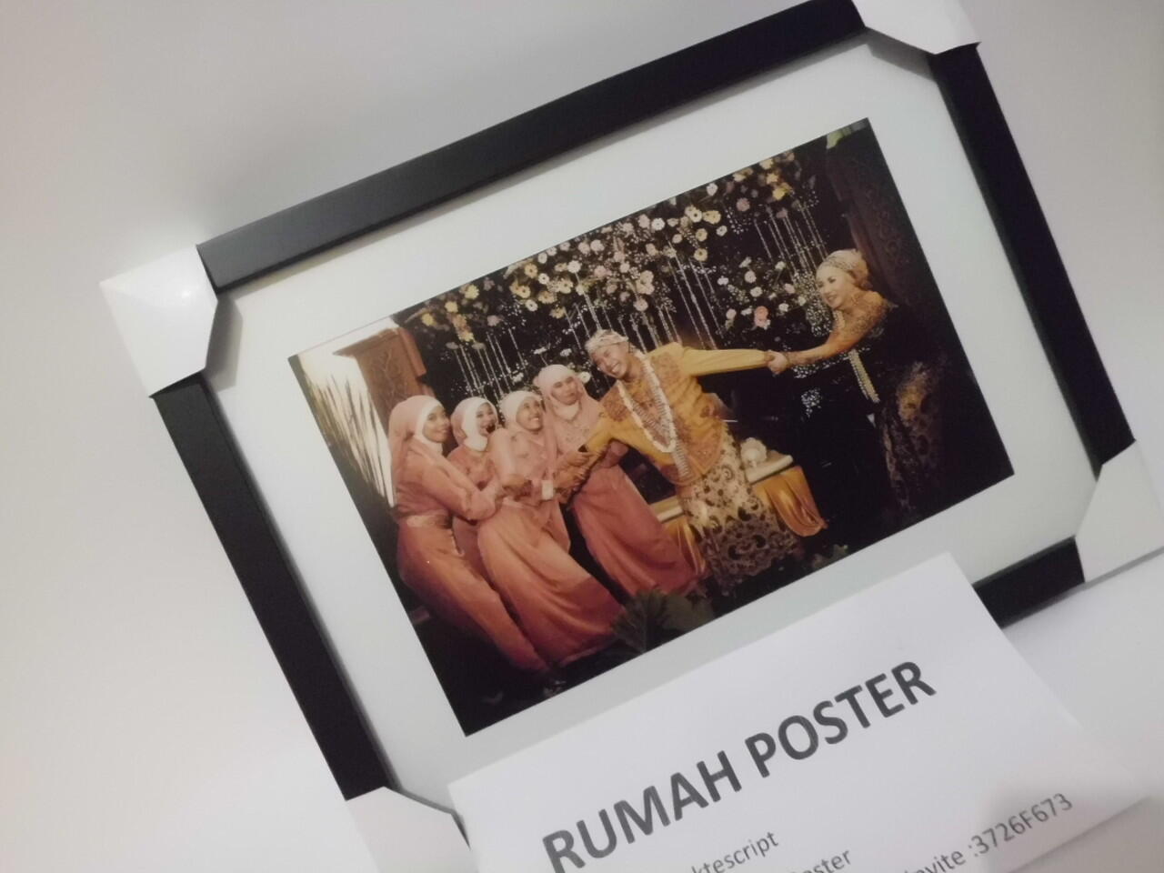 Terjual JASA Cetak Foto dan Frame Pigura untuk hiasan  