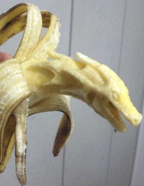Keren, Seniman Jepang Jago Mengukir Pisang !