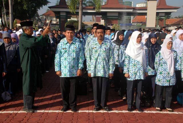 SURAT EDARAN : TENTANG JADWAL PELAKSANAAN SELEKSI CALON PEGAWAI NEGERI SIPIL 2013