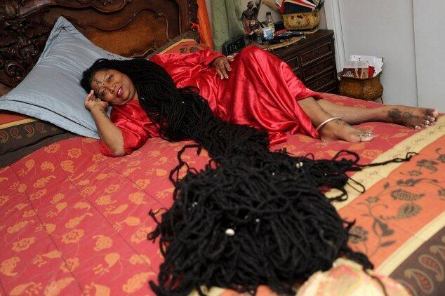 Asha Mandela, 'Rapunzel Hitam' dengan Rambut Gimbal Terpanjang Sejagat