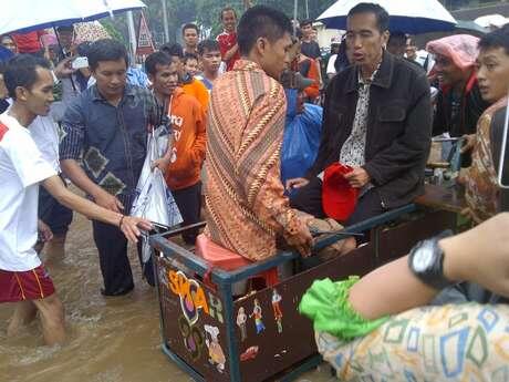 PDIP Ungguli Golkar, PKS dan PAN Anjlok