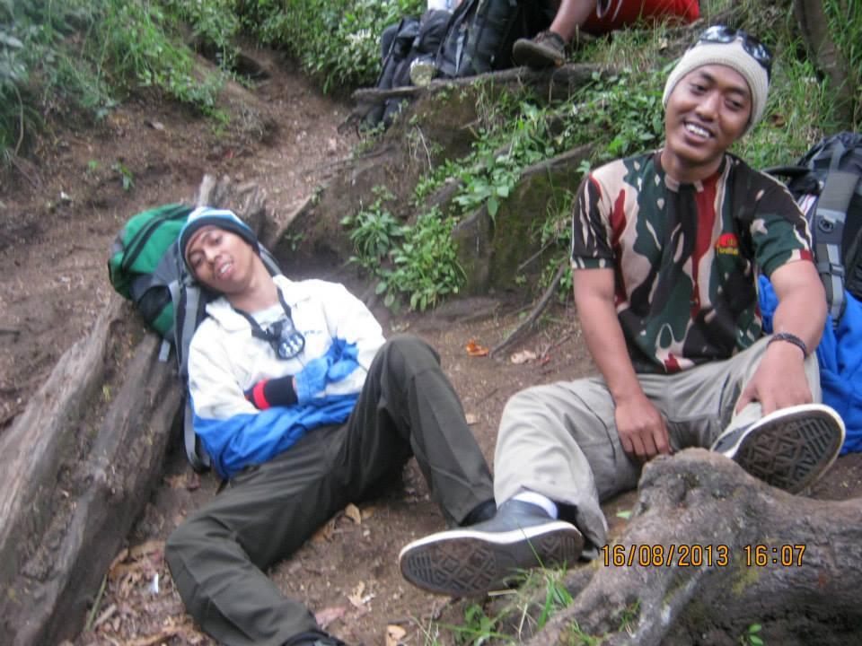 Puncak slamet 17 Agustus 2013