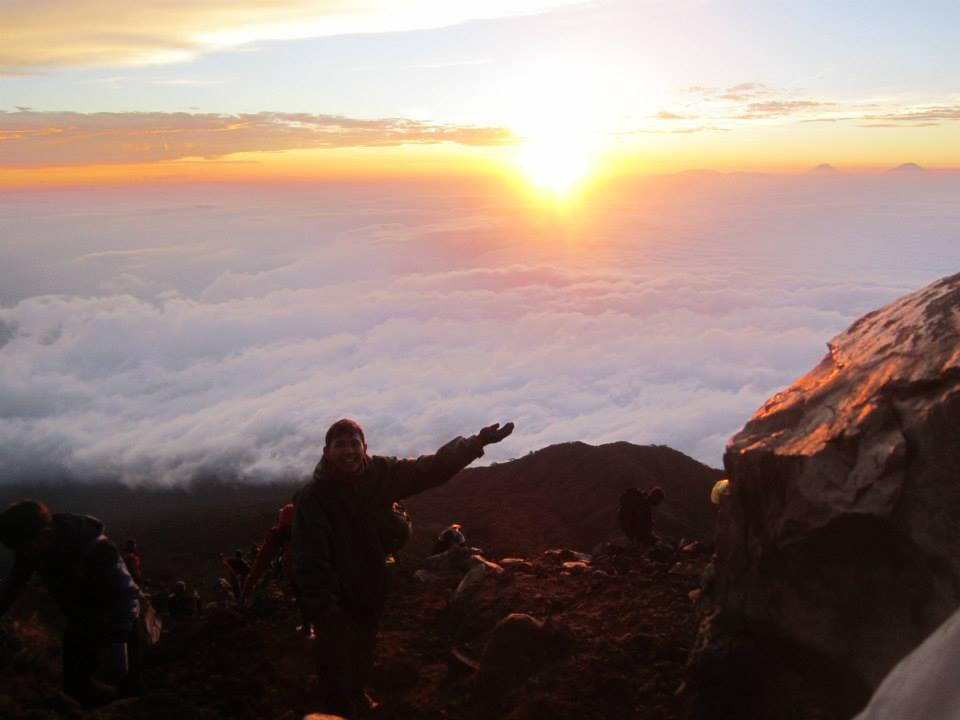 Puncak slamet 17 Agustus 2013