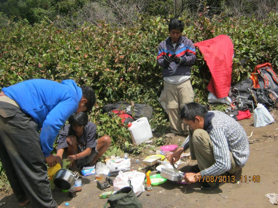 Puncak slamet 17 Agustus 2013