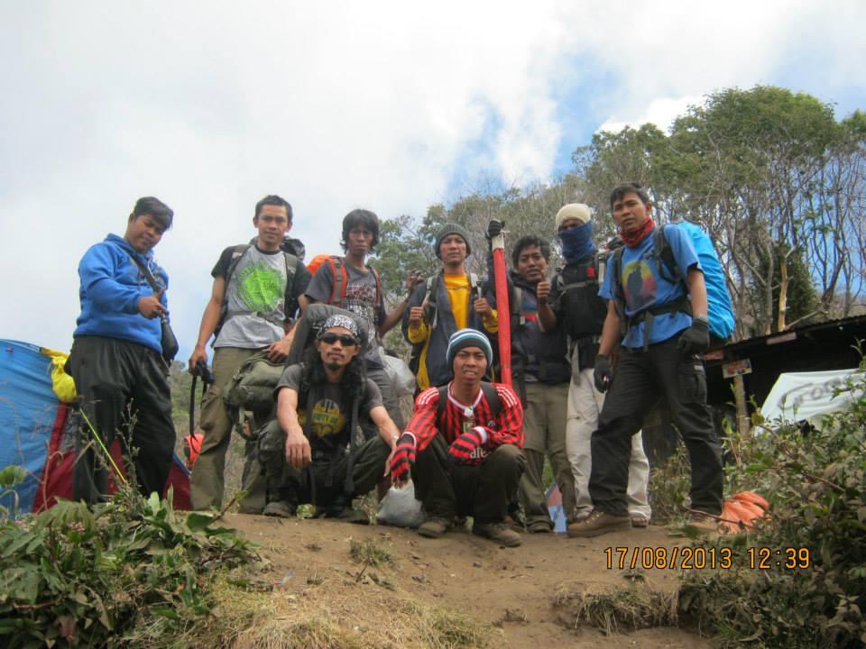 Puncak slamet 17 Agustus 2013
