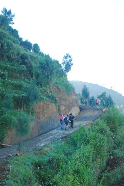 Seperti Inikah Indahnya Sunrise? Gunung Prau 16-18 Agustus 2013